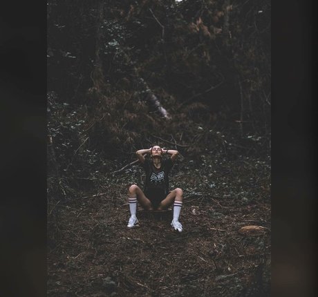 Vahide Bulu star free gallery