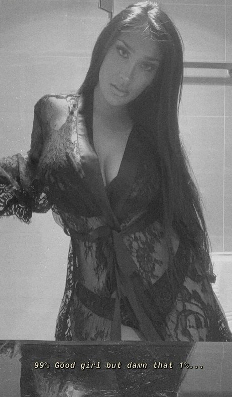 princessalessia model img