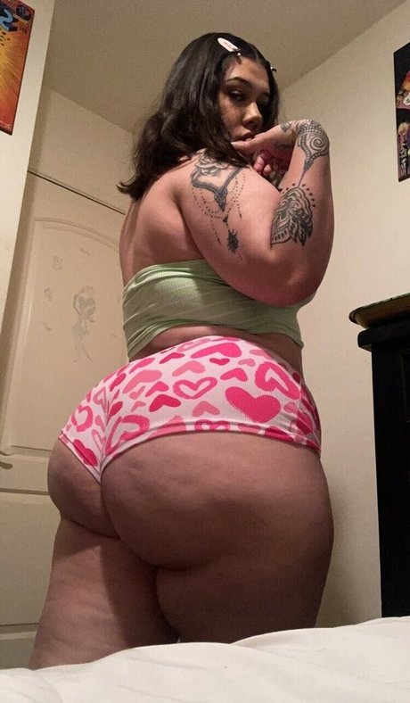 Hoethia adult actress pics