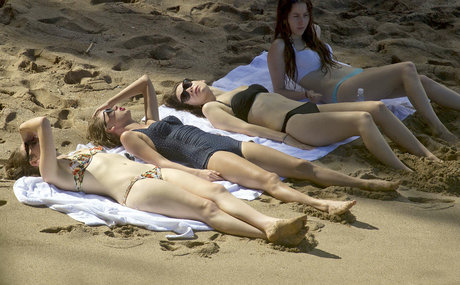 Haim Sisters model beautiful picture