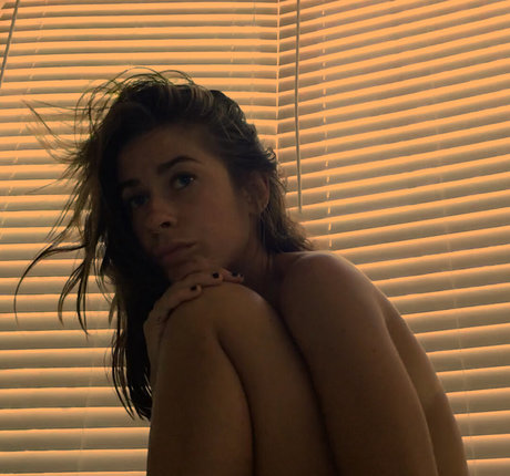 busty mom onlyfans free pic