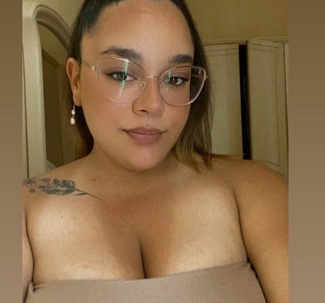 blonde babe onlyfans free porn gallery