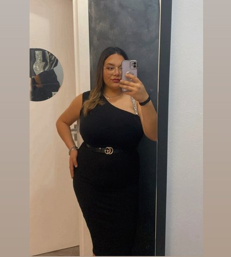 Letizia Scrivani star beautiful pic