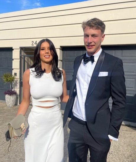 Emilia Dettorre perfect model photos