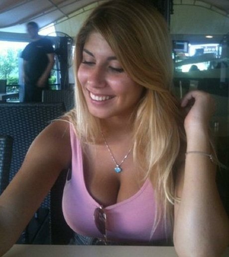 Daniella Yallouz sexy star pics