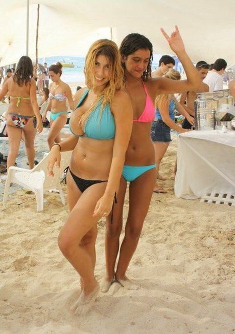 teen feet onlyfans pornos photos