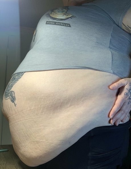 perfect shemale onlyfans hot naked pictures