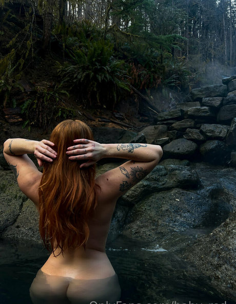 Baby red_ star pretty photo