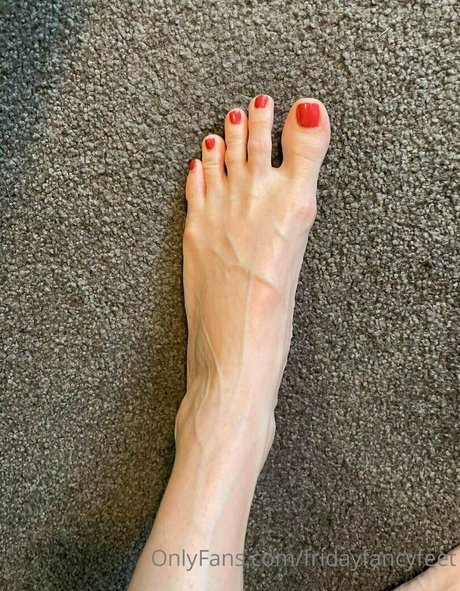 fridayfancyfeet pornstar nude gallery