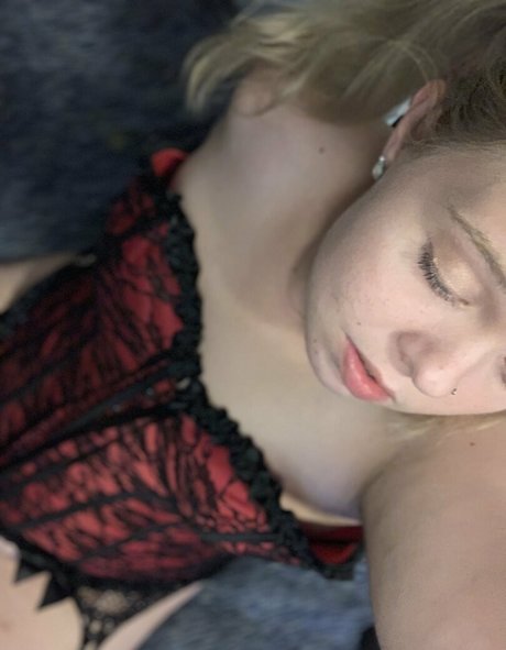 chubby latina teen onlyfans sexy nude image