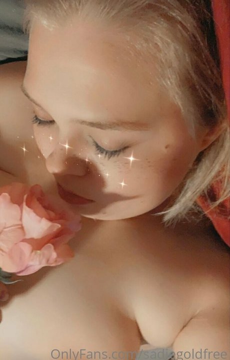 sadiegoldfree pornographic actress picture