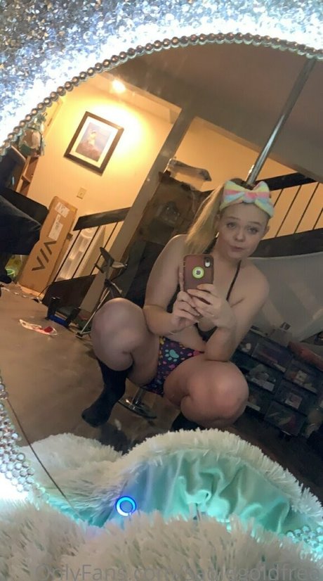 sadiegoldfree naked star gallery