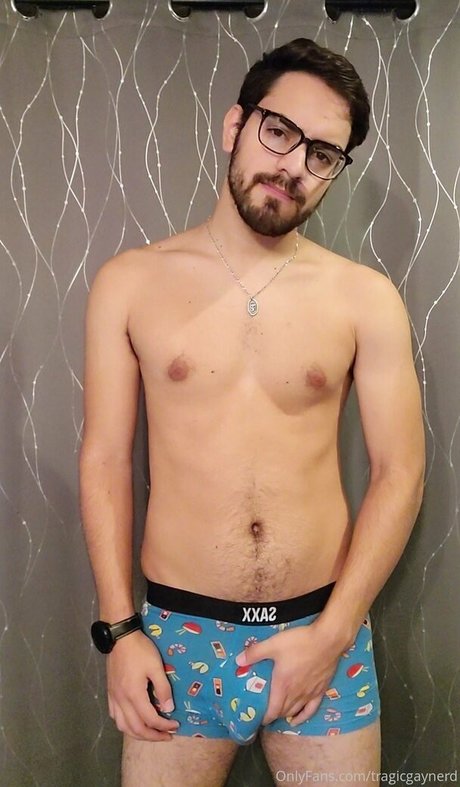 tragicgaynerd model hot img