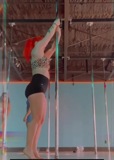 Peach girl23 pornographic actress image