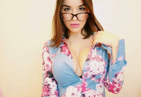 Frenchfever pretty model images