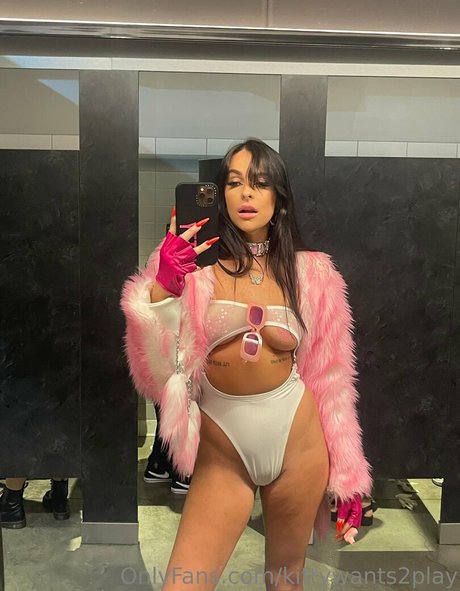 kittywants2play pretty actress gallery