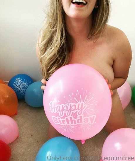 itsalicequinnfree beautiful actress image