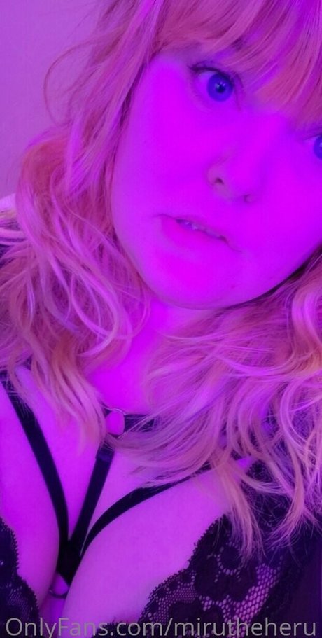 mirutheheru beautiful star pic