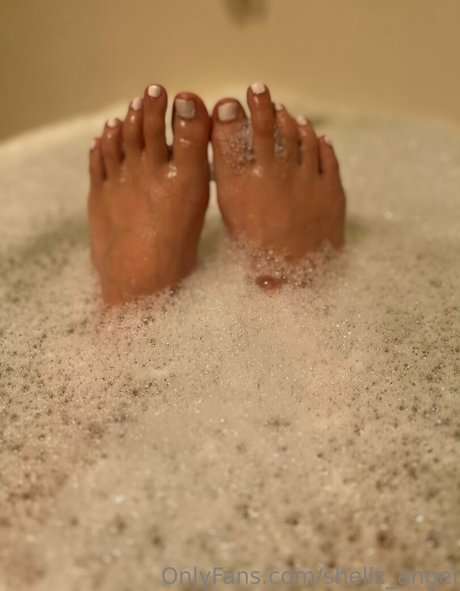 shellz angel adult actress photos