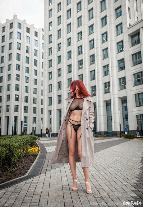 pollinared model erotic img