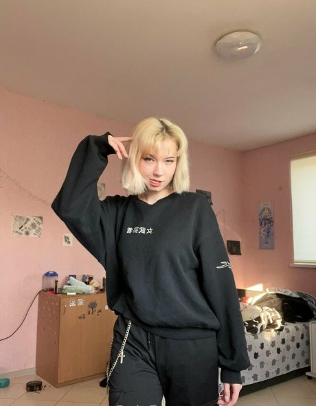 jenny shine sexy pornstar photo