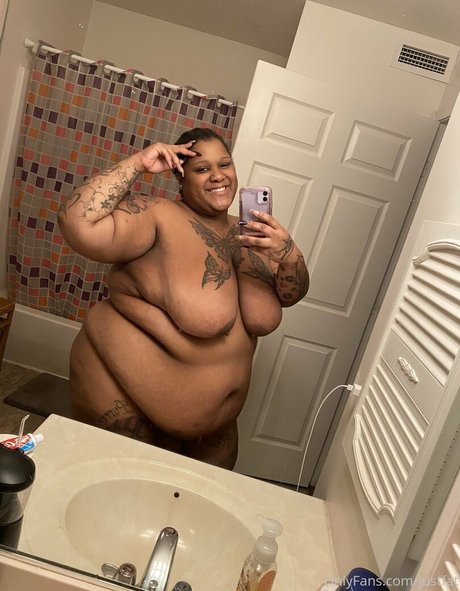 justfat perfect model photos