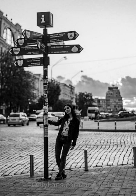 angelina crystal star pornographic pics