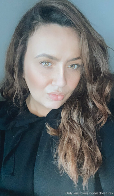 sophiecheshirex star hot pic