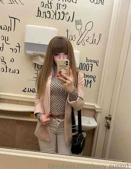 juicypusssy1 xxx pornstar img