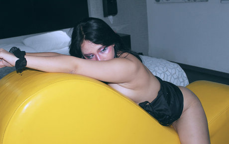 starhunter1095 high quality model photo