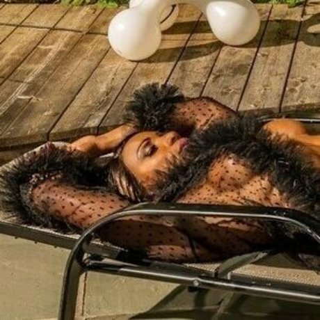 Maggie Watson pretty star image