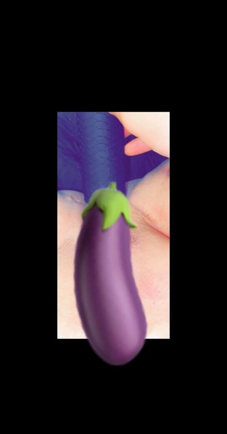 lucylucyxxx pornographic actress img