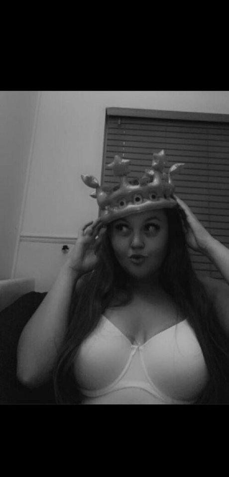 lucylucyxxx beautiful pornstar img