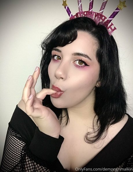 demonlewds xxx star image