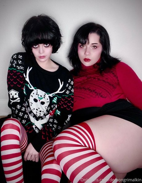 demonlewds hd model pic