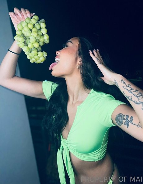 Queen Mai xxx model archive