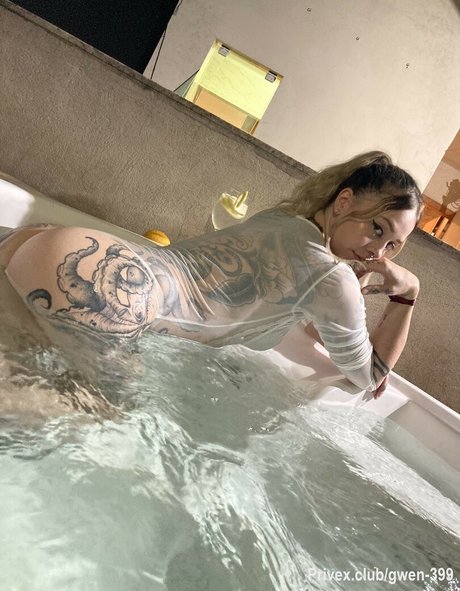 Gwen Stacy nude pornstar pics