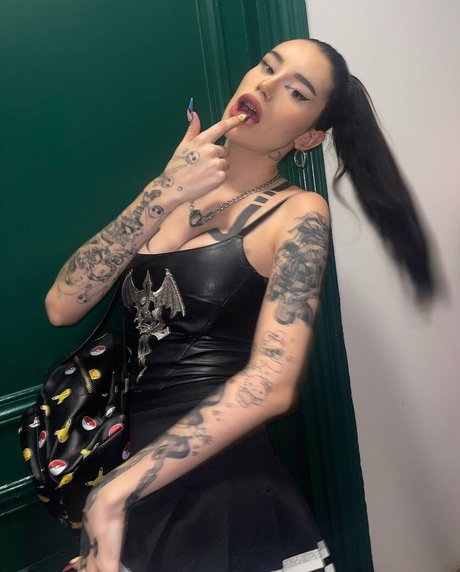 Zeliahxo model hot pics