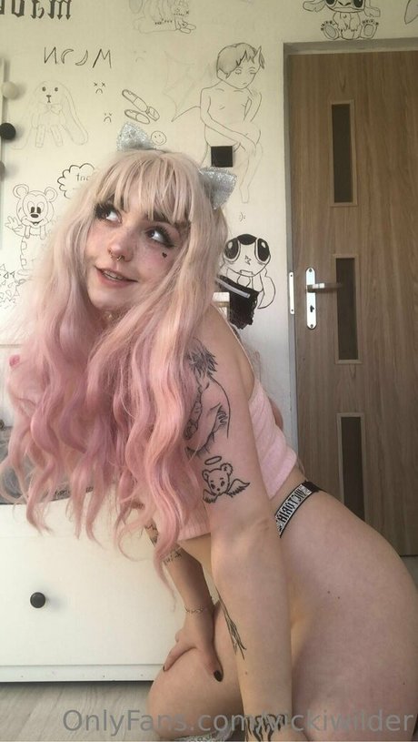 Vickiwilder model erotic pic