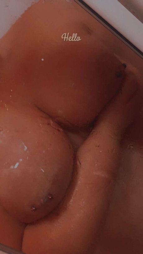 ellies19 sexy star image