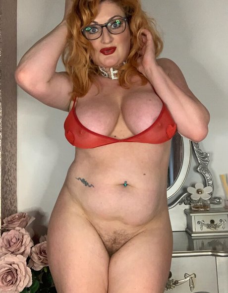 charliescarletx exclusive pornstar photo