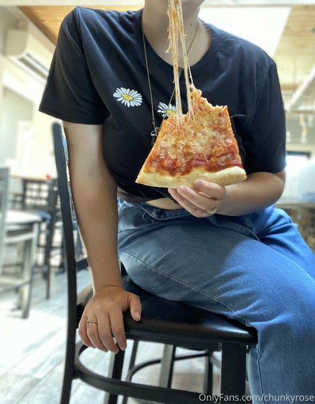 chunkyrose xxx pornstar picture