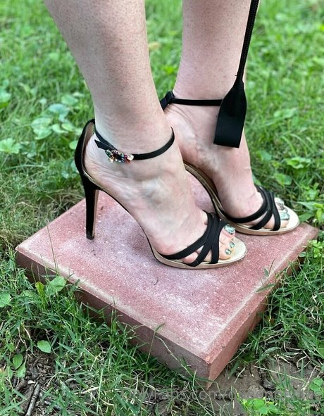 queenofvans hot star picture