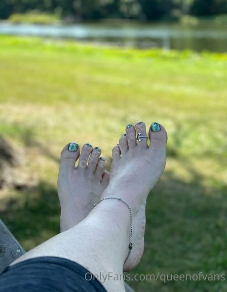 queenofvans model nice gallery