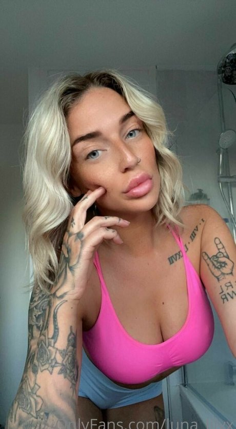 luna lillyyyy pornstar exclusive photos