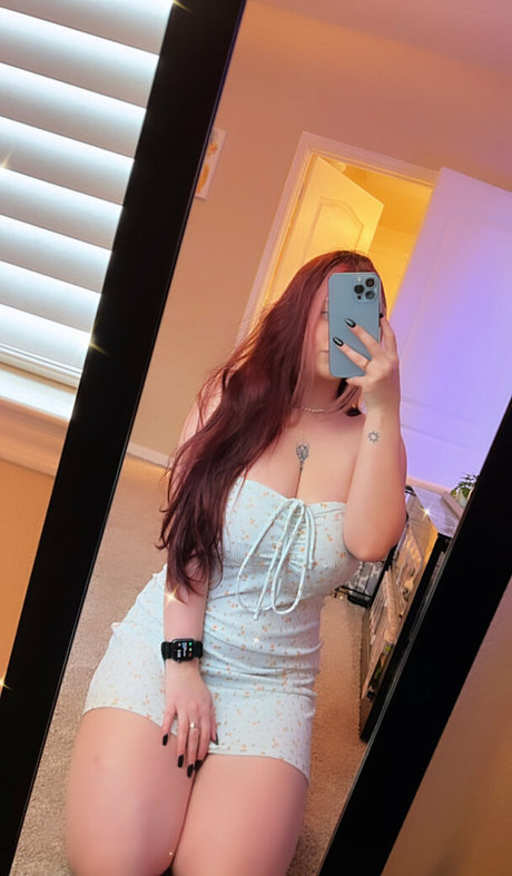 pregnant teacher onlyfans hot pic