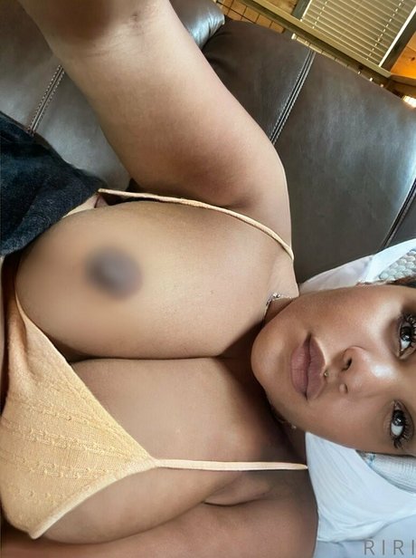 weloveriri sexy star pics