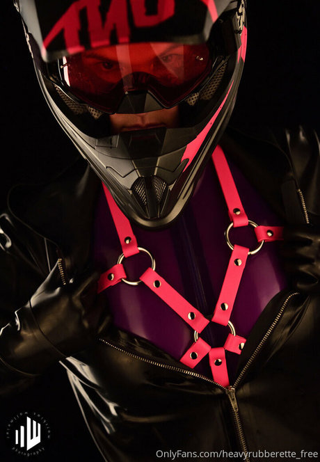 heavyrubberette free pornstar sex images