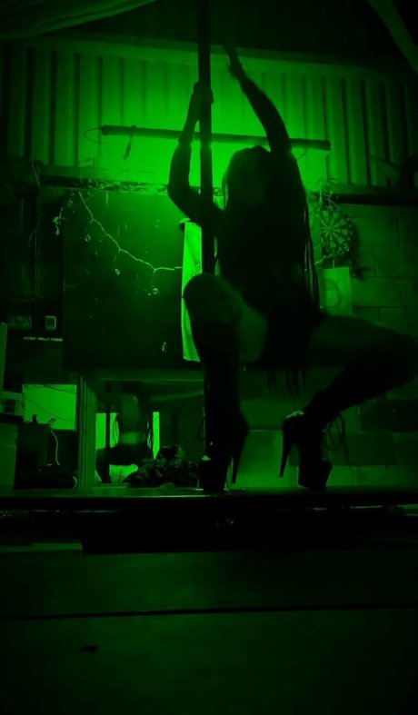 blazediablo model beautiful photo