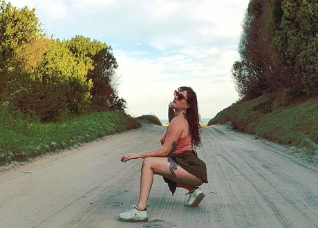 charmedmollytha pornstar img